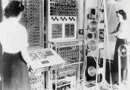 4. Colossus Computer GÇô 1943